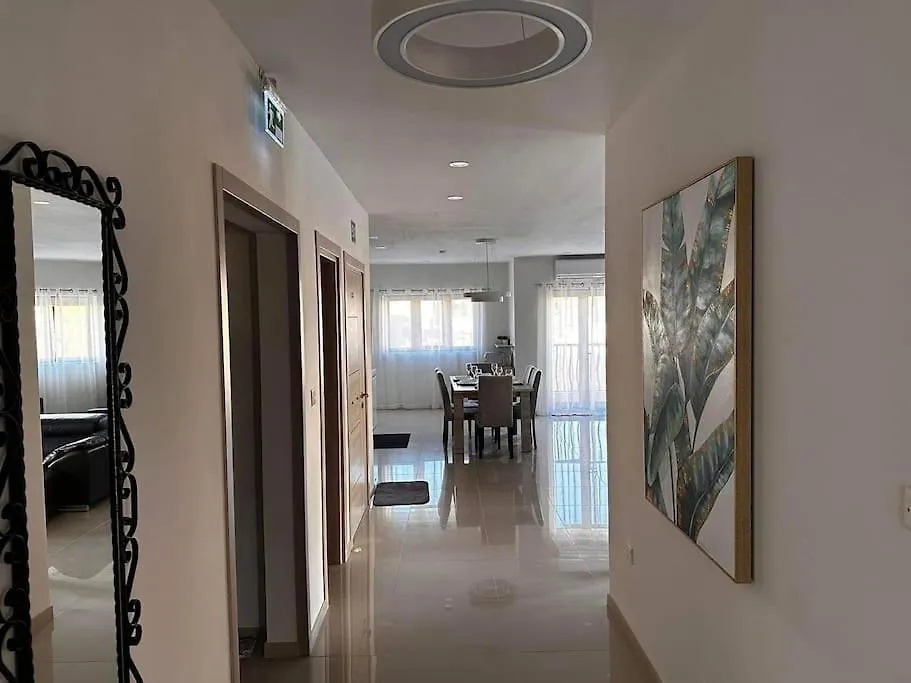 Cozy, Spacious 3 Bedroom Maisonette, 6 To 8 Ppl, 1 Min Walk From Seafront Marsaxlokk 0*,
