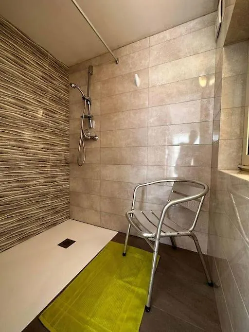 Cozy, Spacious 3 Bedroom Maisonette, 6 To 9 Ppl, 1 Min Walk From Seafront Marsaxlokk Malta