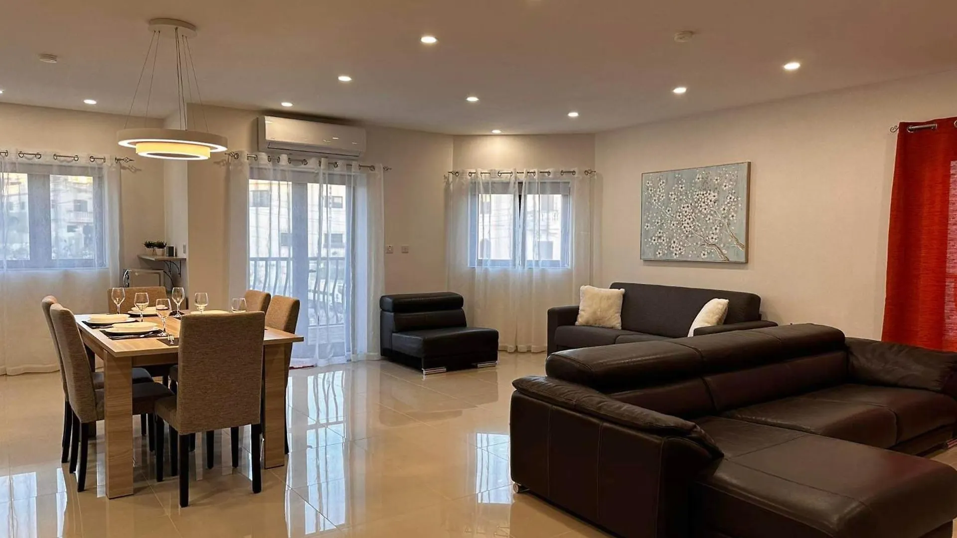 Cozy, Spacious 3 Bedroom Maisonette, 6 To 9 Ppl, 1 Min Walk From Seafront Marsaxlokk Malta